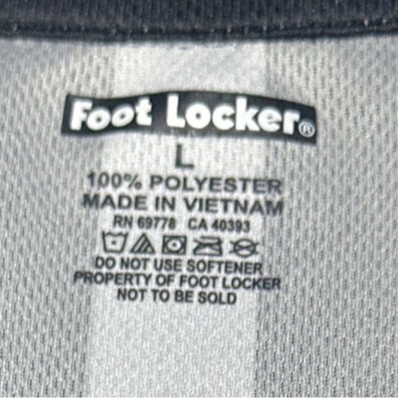 Official Foot Locker Genuine Referee Stripes Employee Uniform Shirt V-Neck Large - Picture 2 of 4